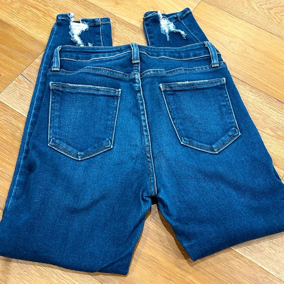 Just Black Denim Size 27 skinny dark wash super stretch so flattering! - Picture 1 of 3